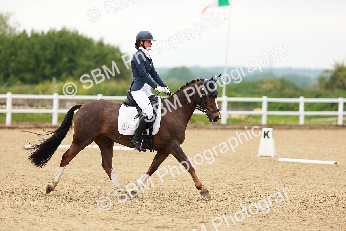 SBM_004992 - Class 15 - Novice 5