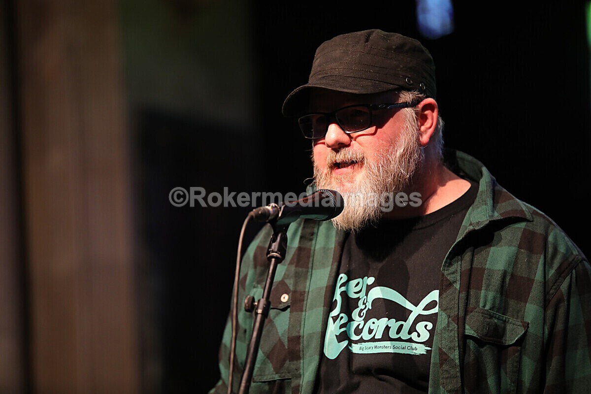 FOLK N BLUES-423 - FOLK and BLUES SEPT 2022