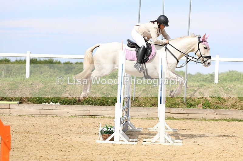 3E7A8819 - Class 4: Senior British Novice/90cm open