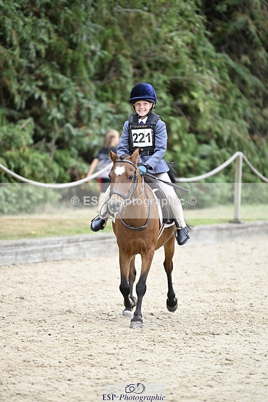 250820A-131755-07036 - Round 1, Start to 1.30pm Break