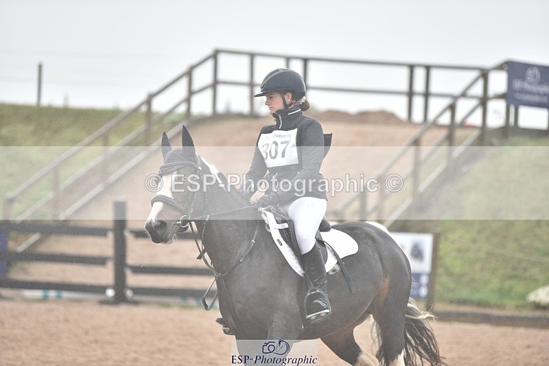 250830-140342-03443 - G-307-Holly.Horton