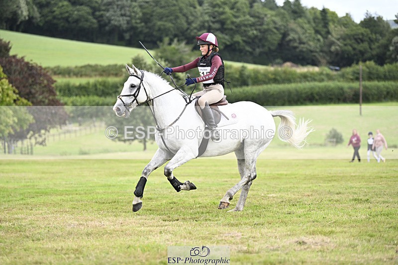 240825X-115001-32628 - 70cm XC 11.00 to 12.00