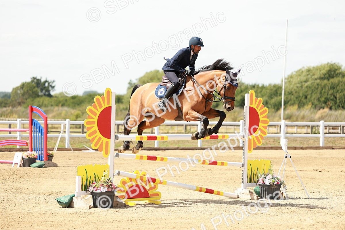 SBM_007838 - Class 4 - Senior Foxhunter - 1.20m Open
