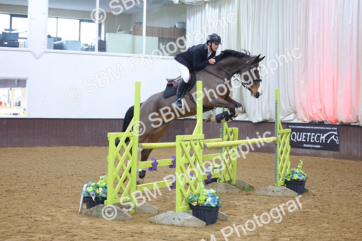 SBM_008673 - Class 22  - Senior Newcomers/ 1.10m Open - First Round (1.10m)