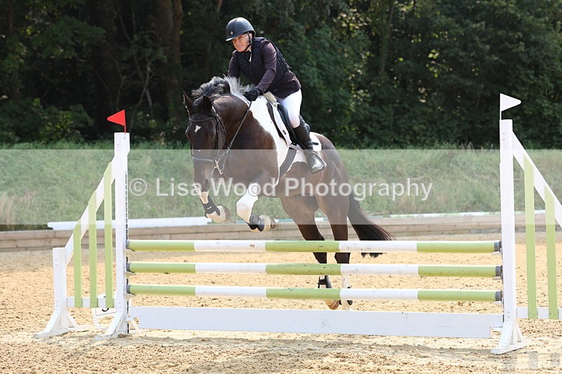 3E7A1306 - Class 4: Senior British Novice/90cm open