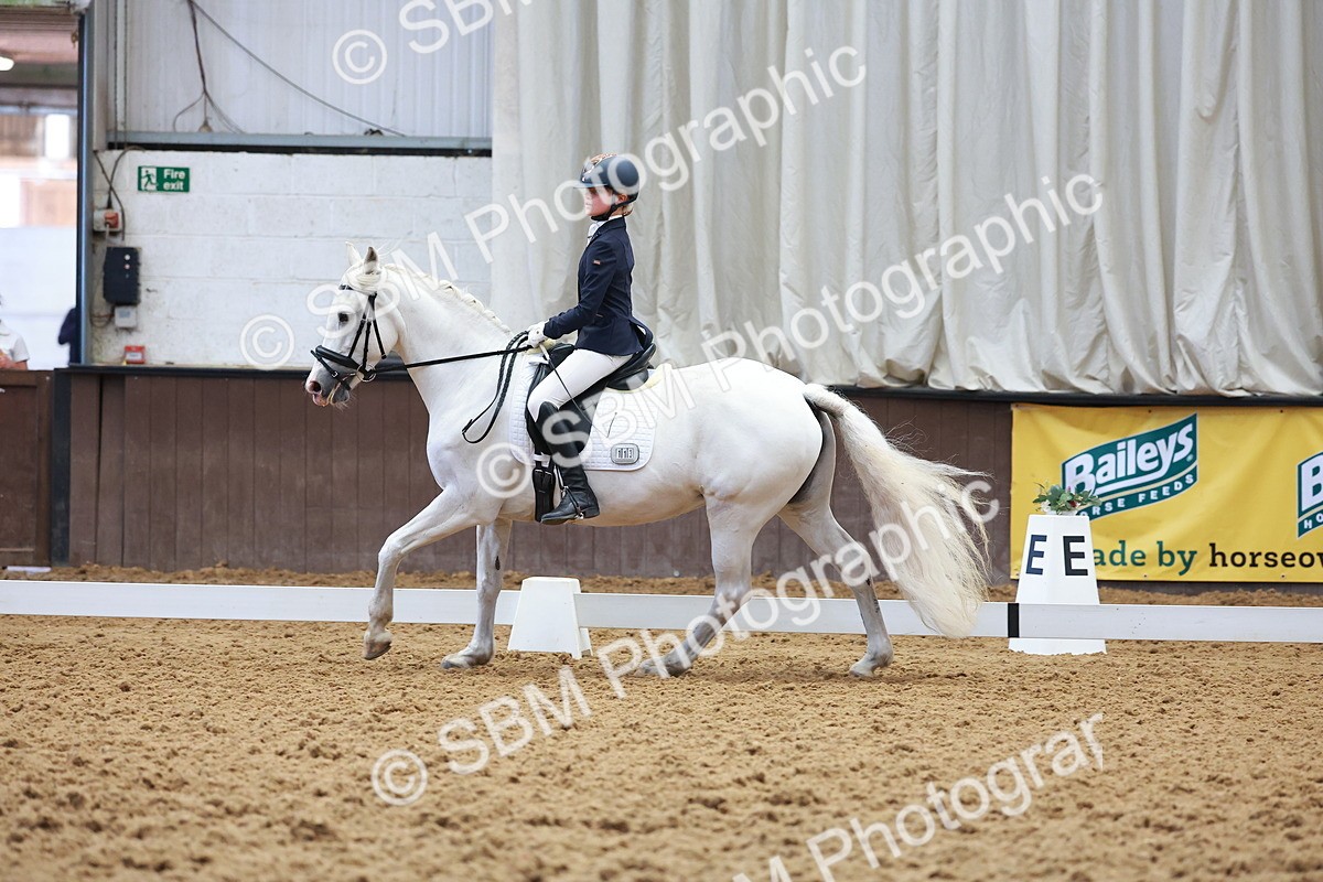 SBM_008946 - Prelim 5 - 8.30-9.47