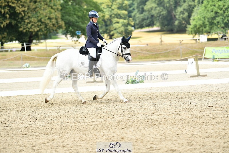 250718A-120516-01324 - 062-Emma.Lomas-Hillgarth.Bombay.Saphire