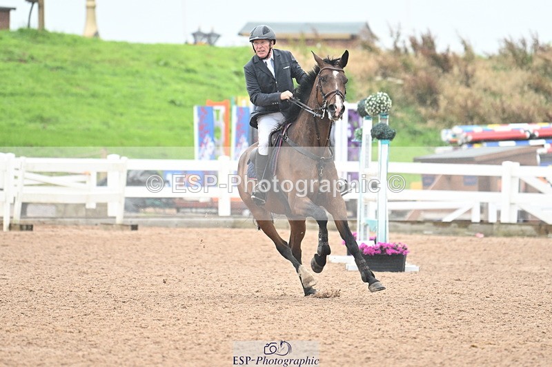 240720A-122621-14737 - Cls 11, 1 Star Bronze Tour Jump Off and Presentations