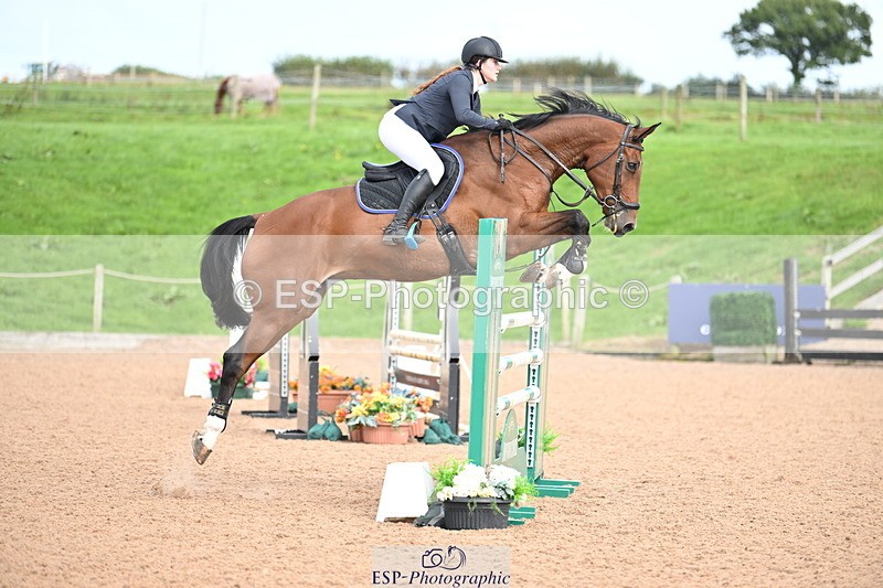 240912A-142052-02160 - Cls 5 National 1.30m Open