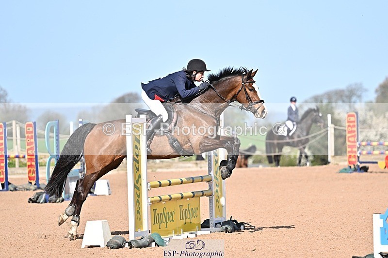 260408-102539-00148 - Cls 2 British Novice and 90cm