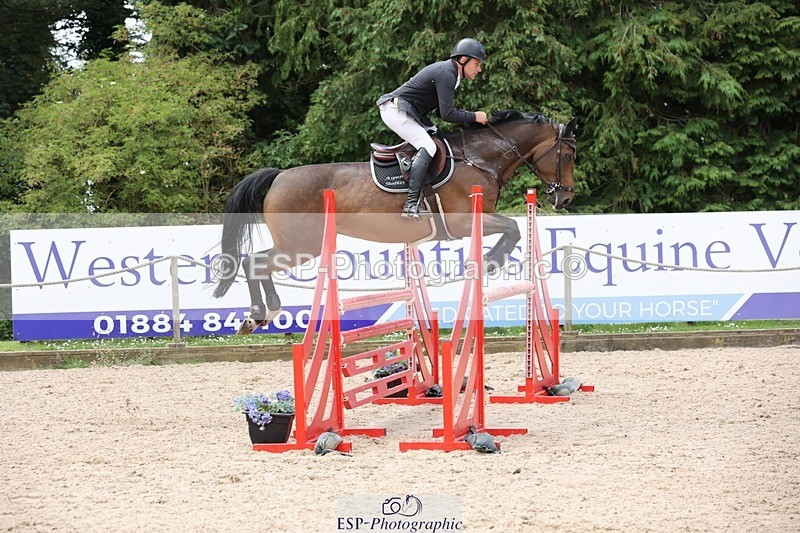 240711-120235-26526 - Cls 121 1.10m Open