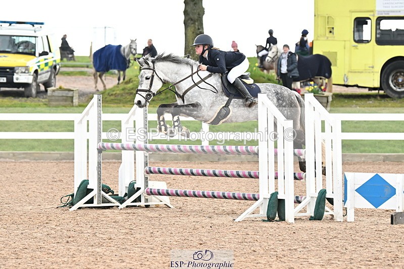 240310A-105844-02195 - Cls 4 Pony Discovery and 90cm Open