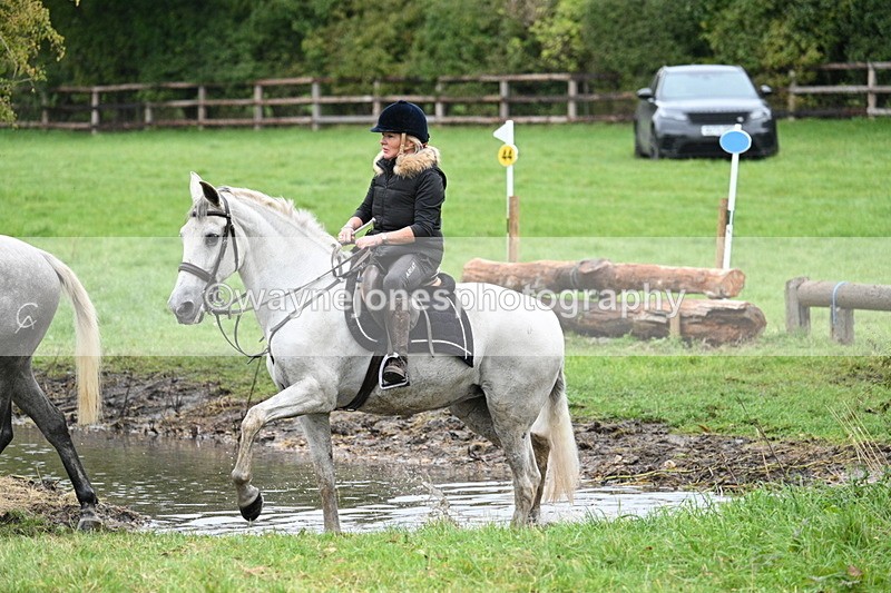 WJ7_1697 - Time at Photographer 13:13 to 13:26