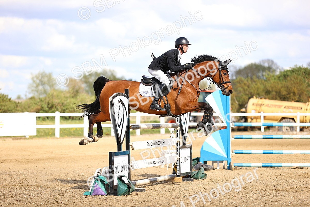 SBM_004806 - Class 19 - Senior Foxhunter - 1.20m