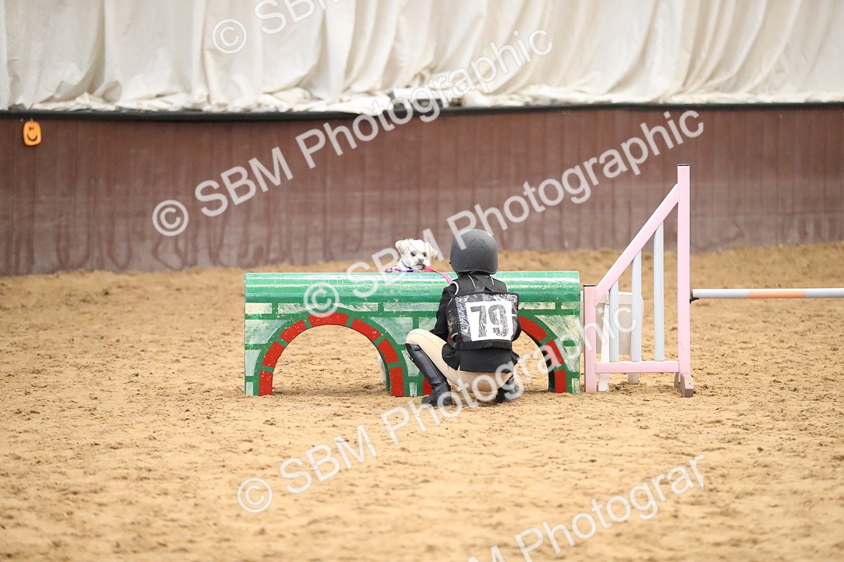 SBM_001242 - Class 3 - Horse & Hound