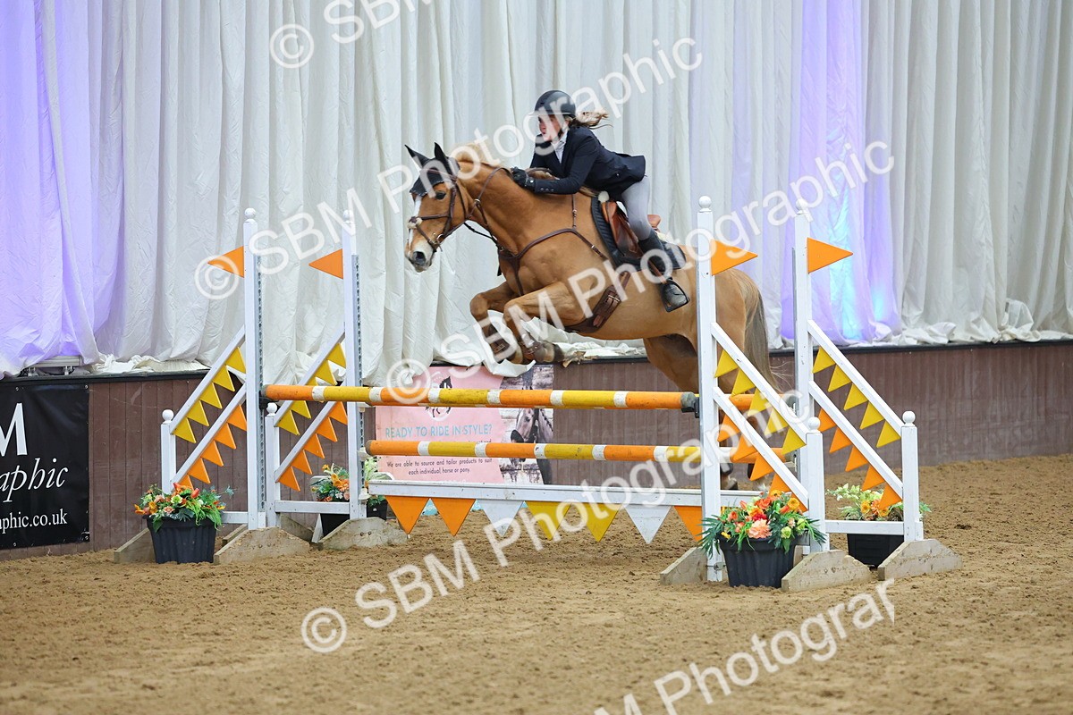 SBM_009948 - Class 21 - Nupafeed Supplements Senior Discovery/ 1m Open - First Round (1.00m)