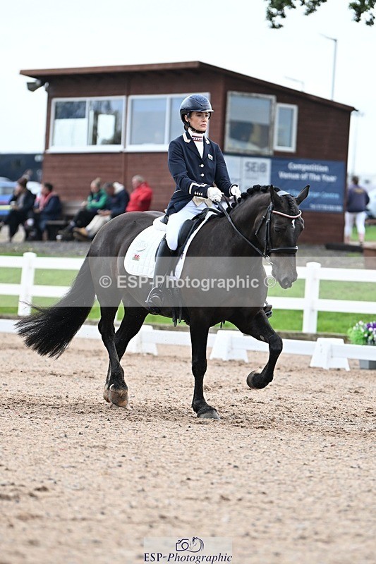 250907-124731-08438 - 005-Jessica.AllenHendrewen.Desert.Lady