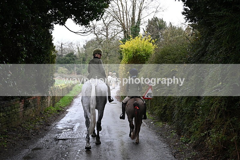 WJ7_9346 - Walk out..