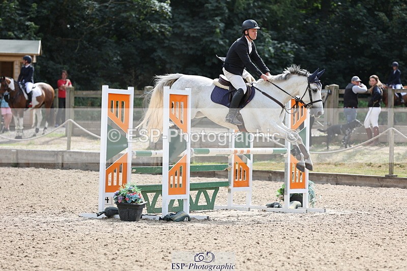 250705A-163020-16072 - Cls 37 1.05m Amateur Quali