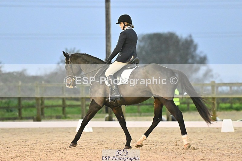 241103-164517-03413 - Novice 1 - 16.18 to 17.50