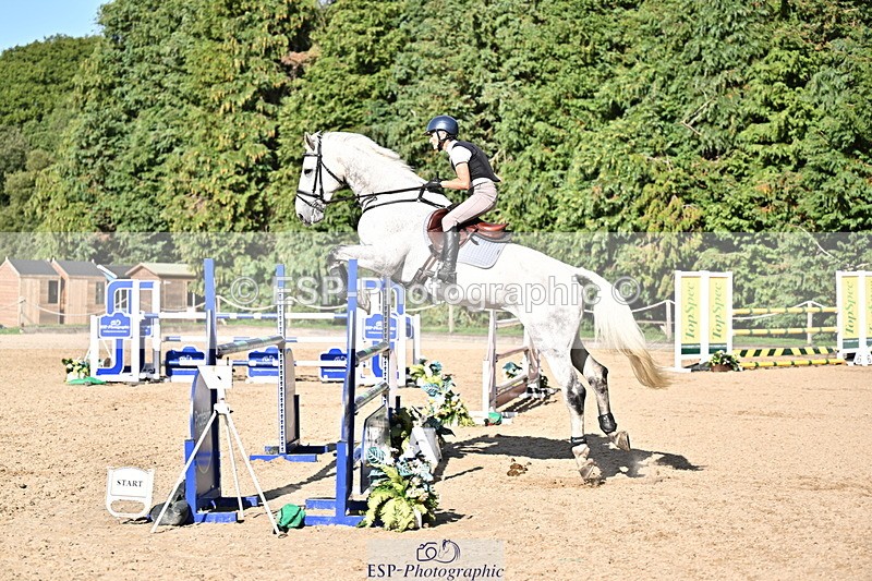 260906A-162212-04660 - Cls 24 Snr Foxhunter