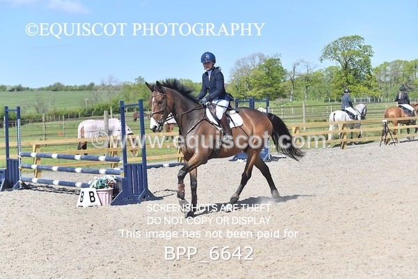 BPP_6642 - CLASS 37 MON 0.85m Amateur Championship Qualifier