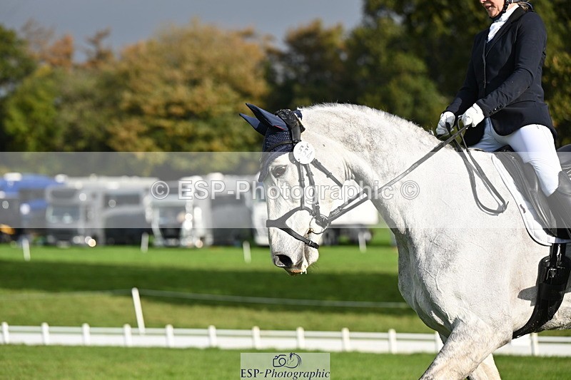 251024A-101241-08268 - G-554-Kerri.Mcnicol