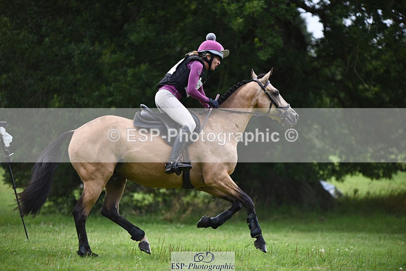 240804-162608-18595 - 619-Fiona_Lewis-BALLYANNY_BUTTONS