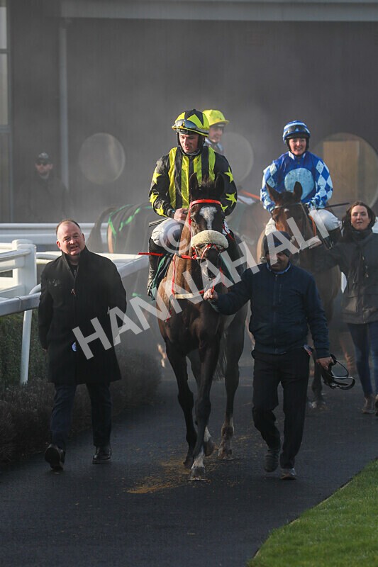 281224-Race 1-Not Staying Long-1213 - Race 1