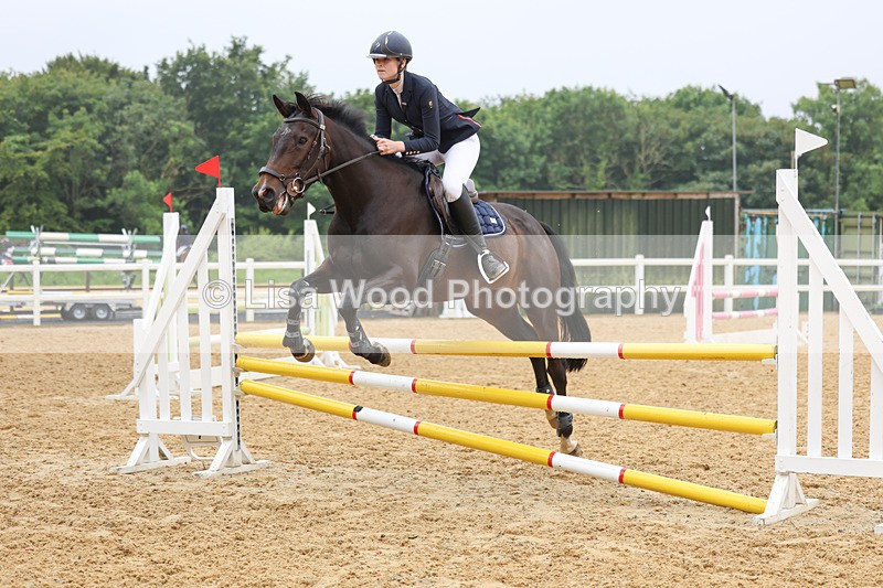 3E7A5478 - Class 4: Senior British Novice/90cm open