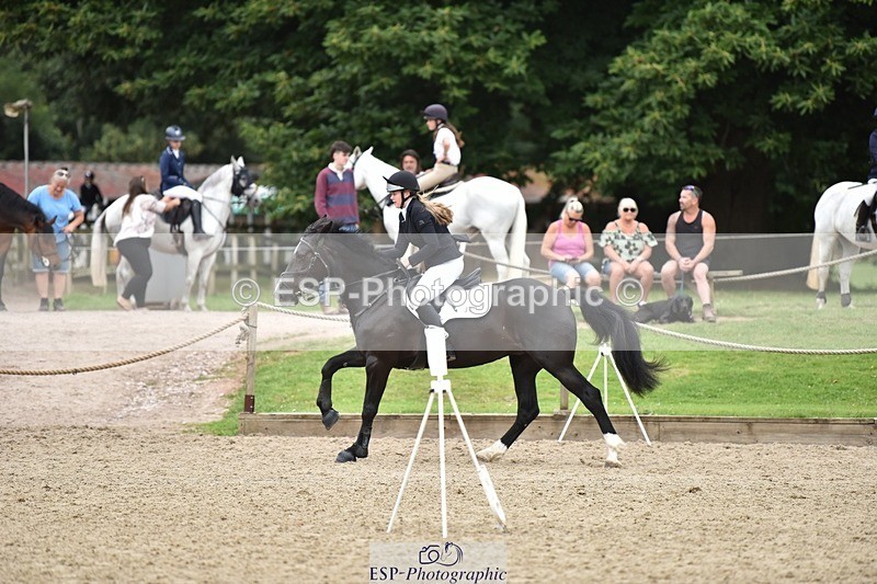 240802-103202-00867 - 70cm Round 1