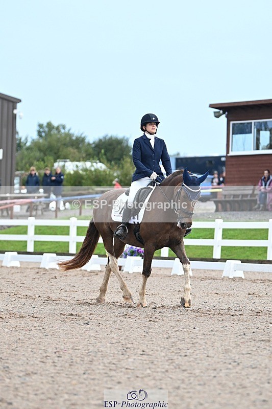 250907-105820-07060 - 017-Natalie.RosewarnePenpont.Fancy.That