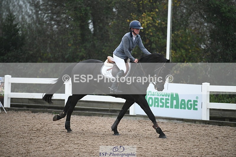 241103A-110231-07654 - SUN Cls 21 Snr Newcomers and 1.10m Open