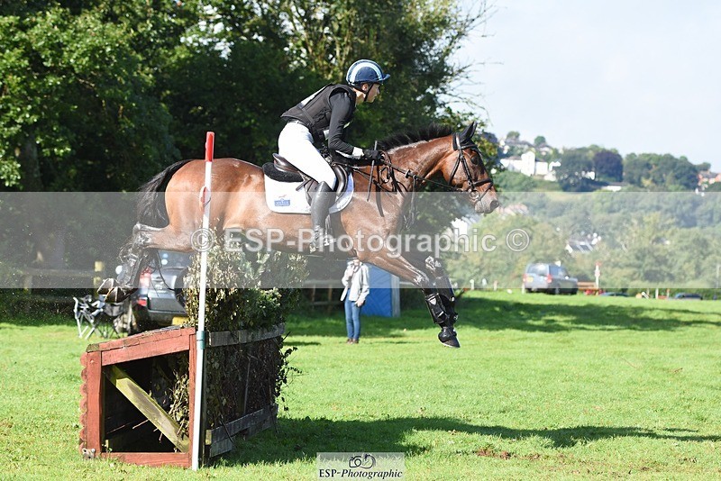 230820X-095842-1399 - BE90 XC 09.40 to Rider 151 at 11.44