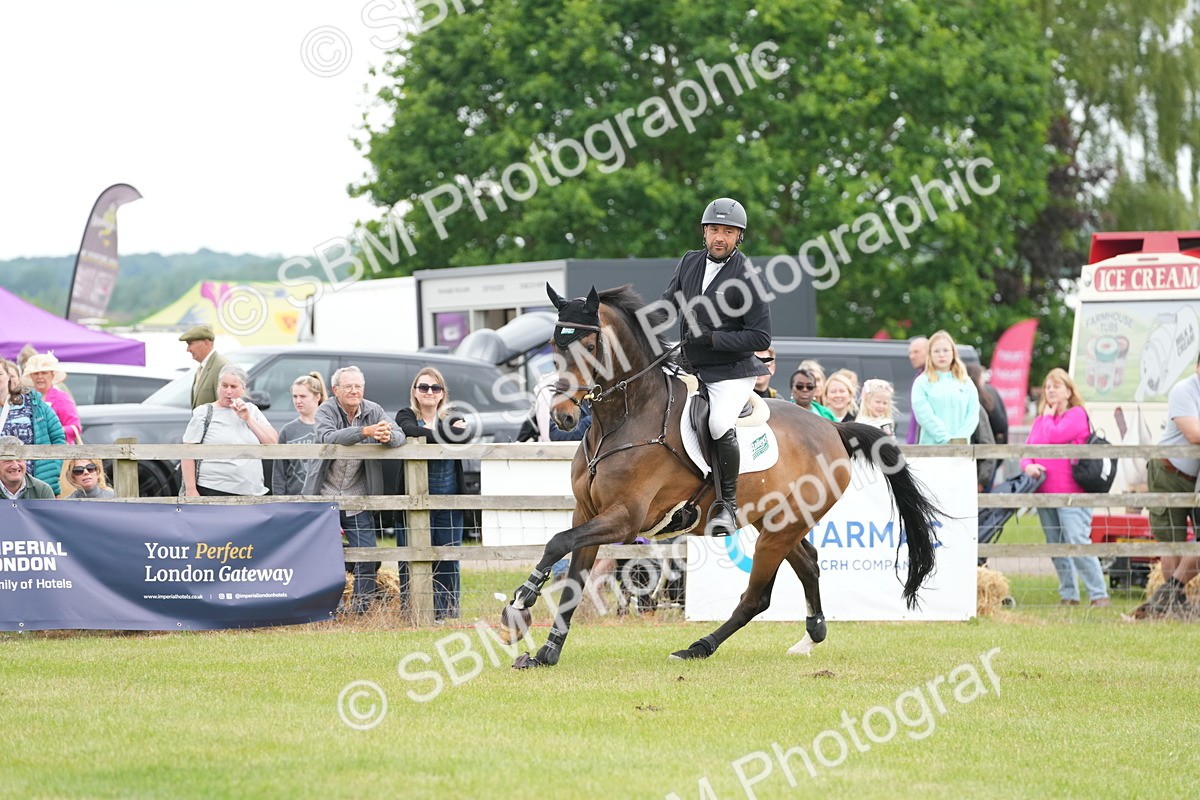 SBM_05156 - Class 201 - British Horse Feeds Speedi Beet Horse of the Year Show Grade  C
