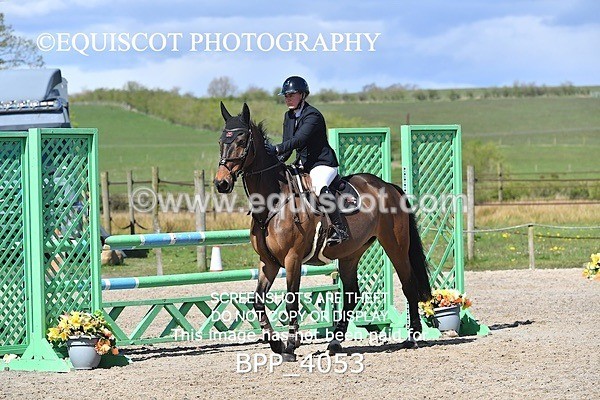 BPP_4053 - CLASS 6 FRI Senior Newcomers/ 1.10m Open