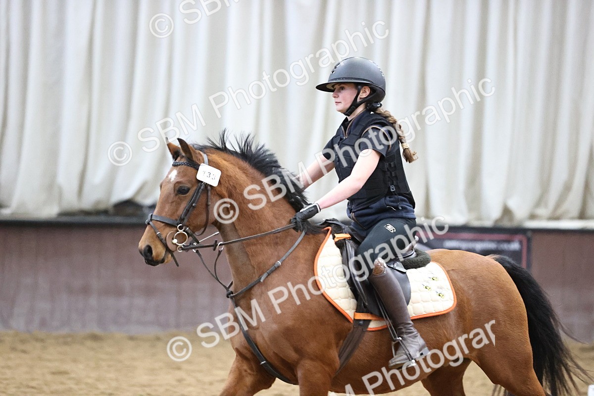 SBM_001283 - Class 3 - Horse & Hound 60cm