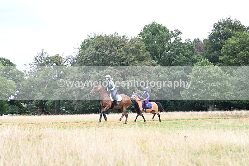 DSC_6161 - Time at Statue 12:17 to 12:44