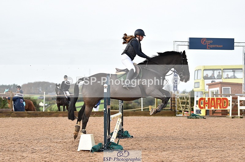 231118A-111600-01221 - Cls 20+21 Club and Schools 80cm