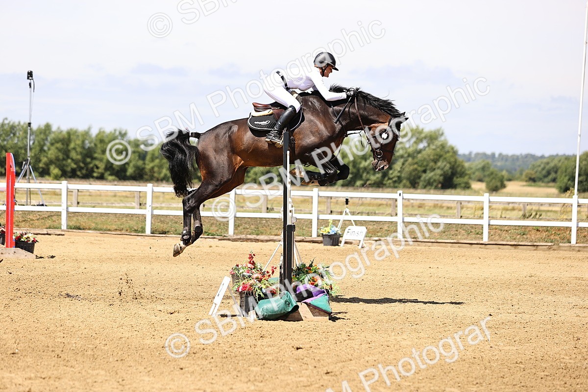 SBM_010003 - Class 9 - Senior Foxhunter - 1.20m Open