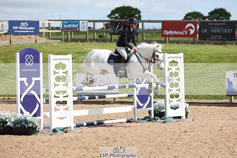 250504-124751-02601 - Cls 5 Pony Foxhunter and 1.10m Open