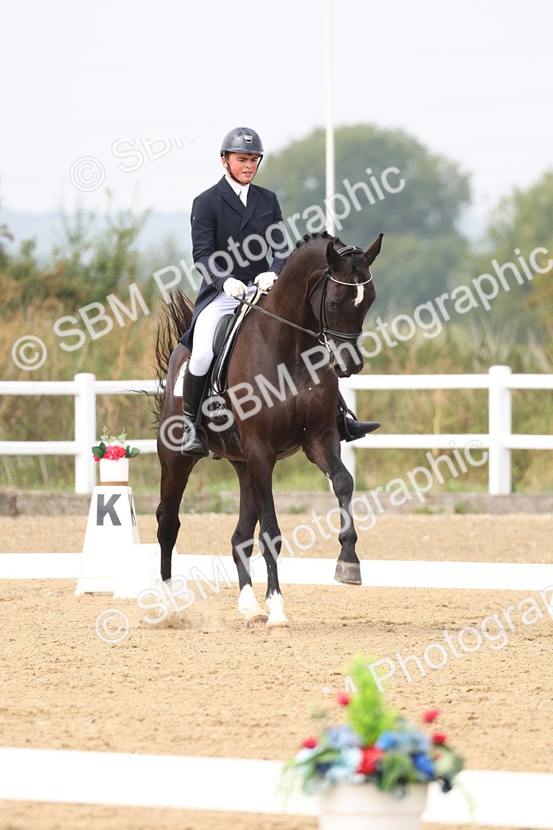SBM_007150 - Class 9 - FEI INT I - 13.37-14.33