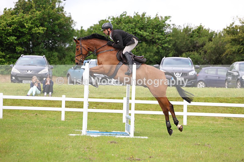 3E7A6772 - Class 11: Senior Newcomers/1.10 open