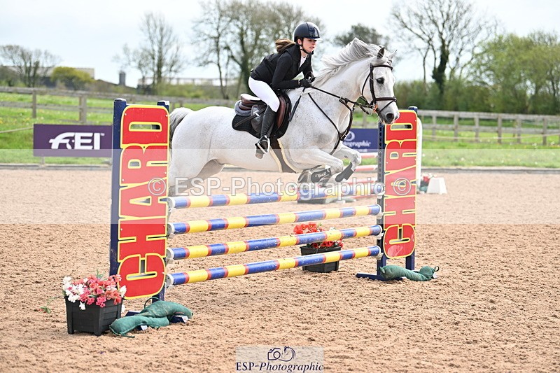 240506A-114621-08603 - Cls 4 Blue Chip Pony Newcomers & 1m Open