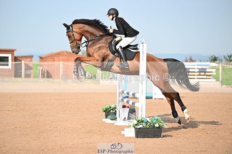 240801A-083514-00800 - Cls 1 British Novice and 90cm Open