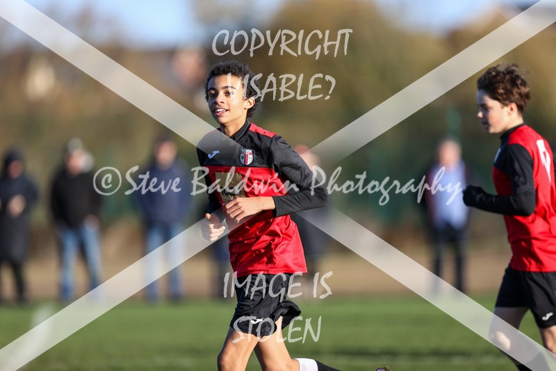 1DX31672 - 2025-11-23 FC Abbey Meads U13 Purple V Highworth Town Junior FC U13 T