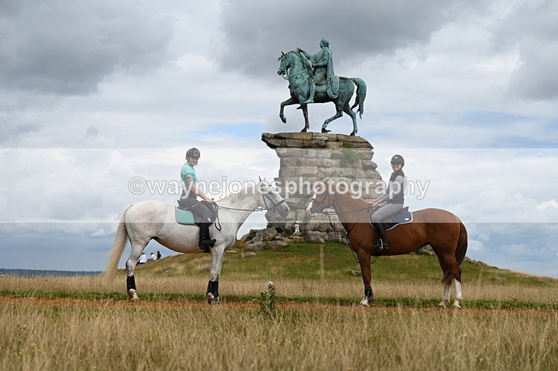 DSC_7118 - Time at Statue 12:45 to 13:15