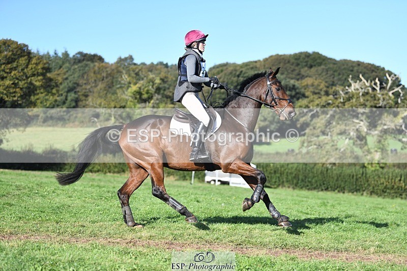 231022-103813-25664 - 228-CHEVALIAN.DUCATI-Hannah.Hobhouse-XC