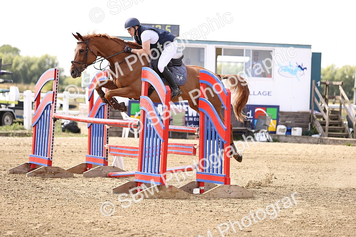 SBM_006609 - Class 12 - Amateur Championship Qualifier 1.05m