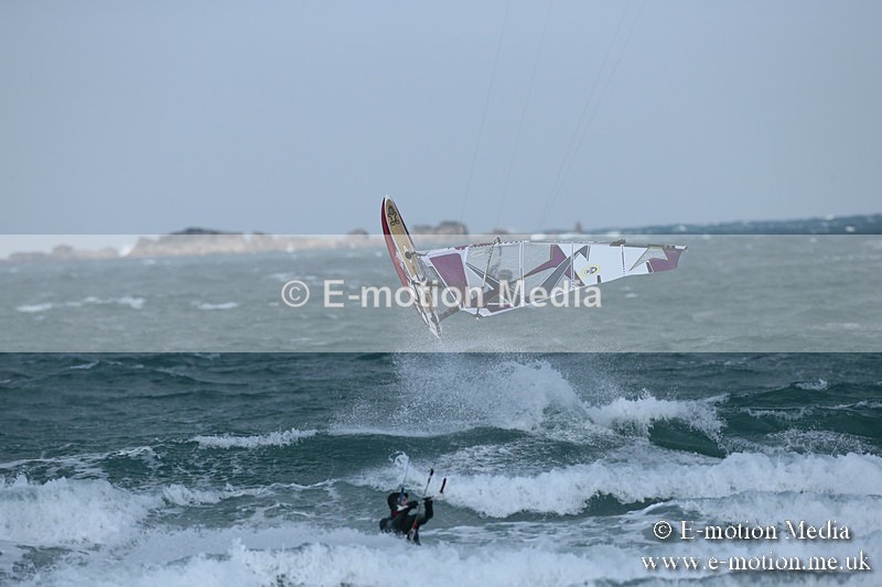 WS 020413-202 - Windsurfing